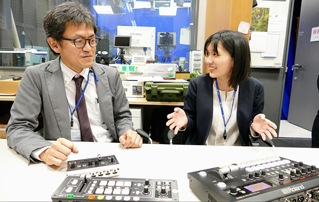 西尾信大氏、辻井美奈氏